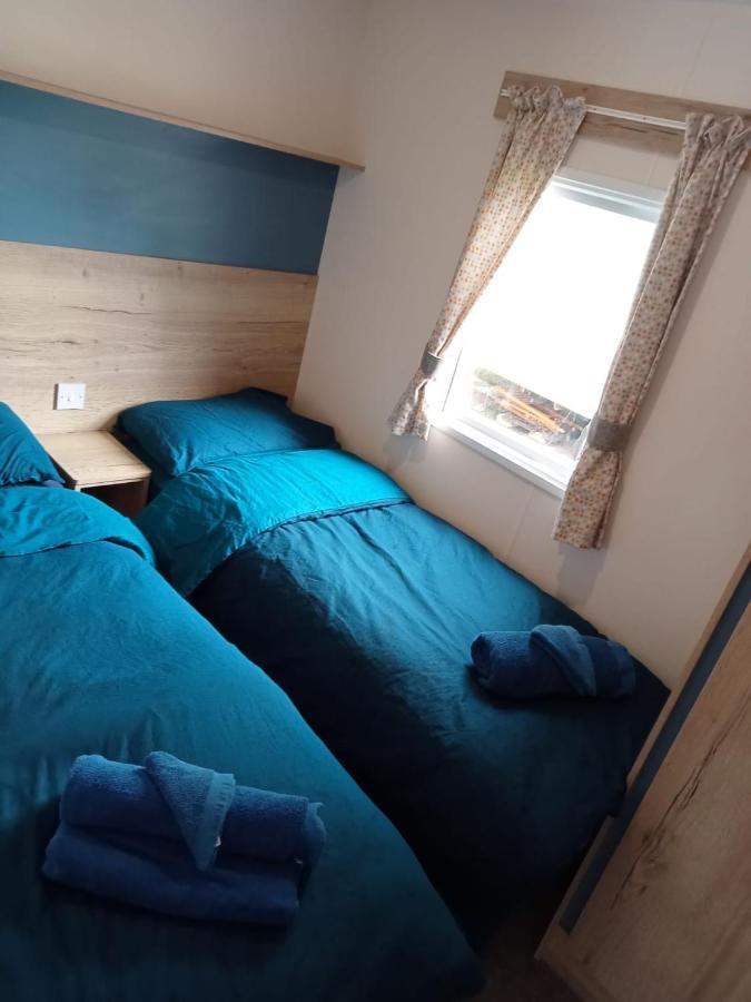 New 2 Bed Holiday Home With Decking In Rockley Park Dorset Near The Sea Lytchett Minster Zewnętrze zdjęcie